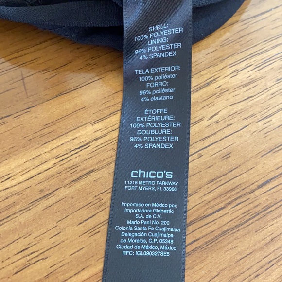 CHICOS TRAVELERS CROCHET LACE OVERLAY TOP - Picture 11 of 13